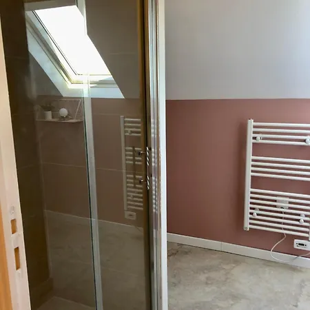 Joli En Duplex Neuf A Apartment Saint-Josse
